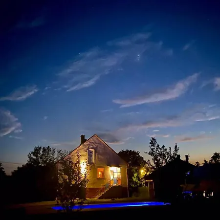 River House - Luxury House On The Border Of The Tisza River *